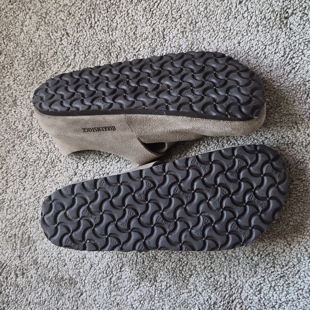 Sueded CLOGS - Picture 2 of 4
